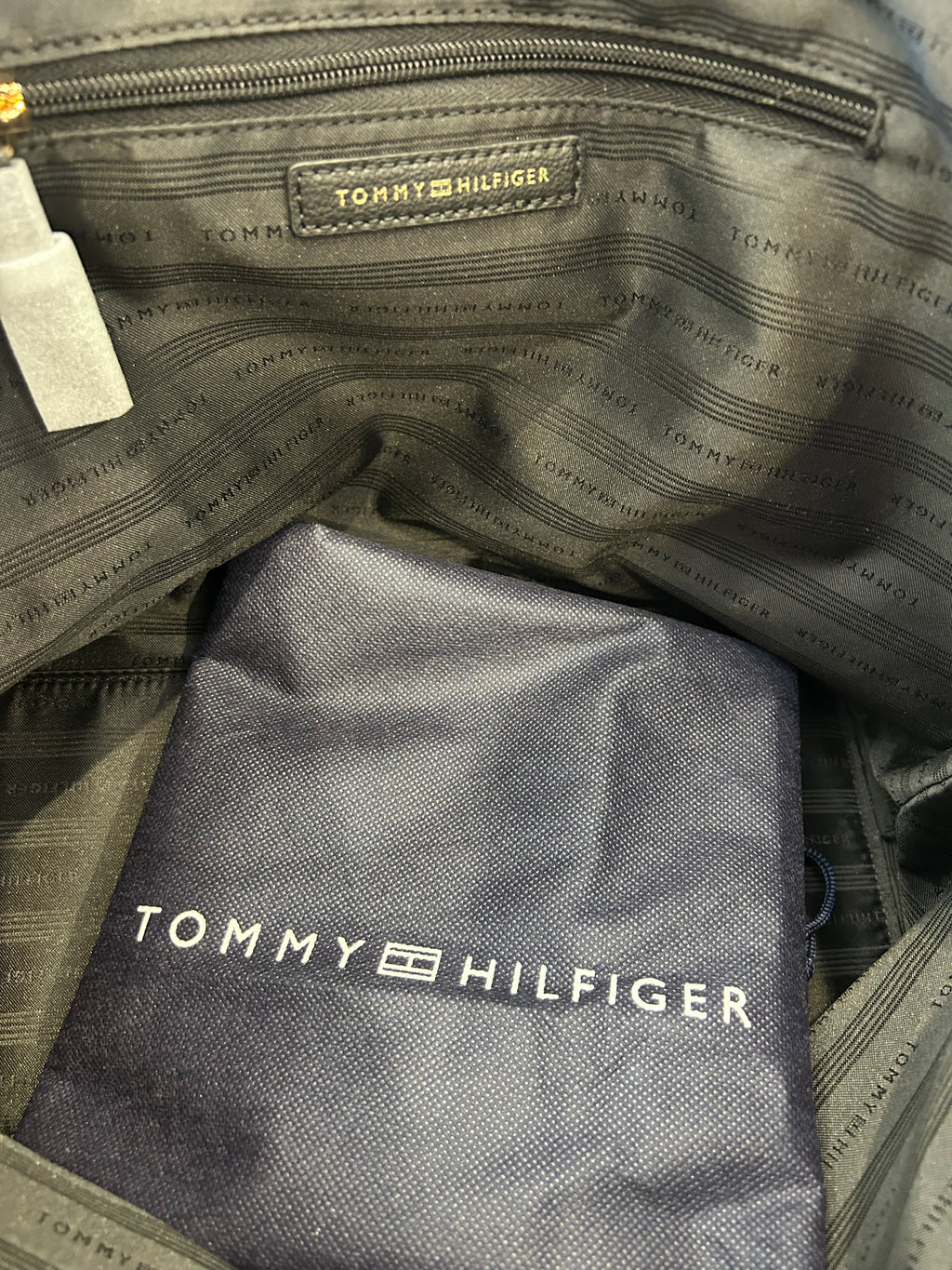 Tommy Hilfiger TH Element Tote Bag – Klasyczna Czarna Shopperka A4 Premium