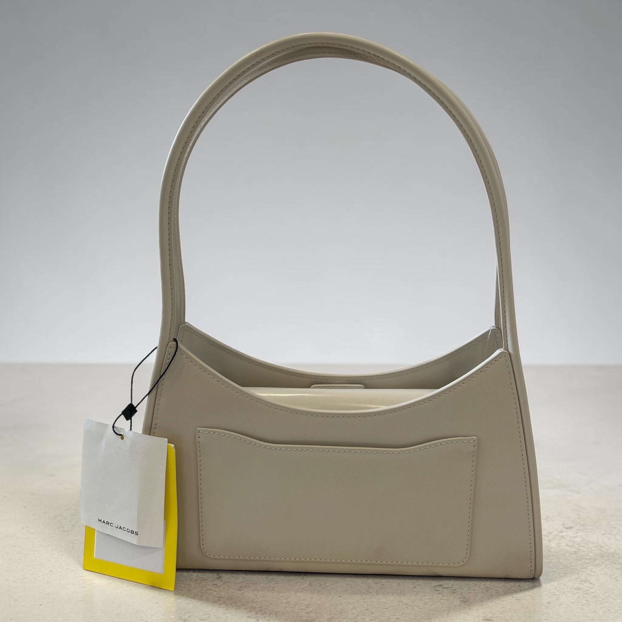 Skórzana Torebka na Ramię Marc Jacobs „The Glam Claw Clip” – Kremowa (Cotton White) 🤍✨