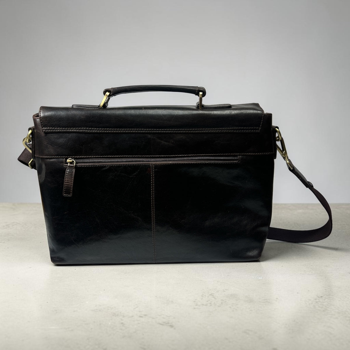 Skórzana Torba na Laptopa / Aktówka Howard London JAMES – Black