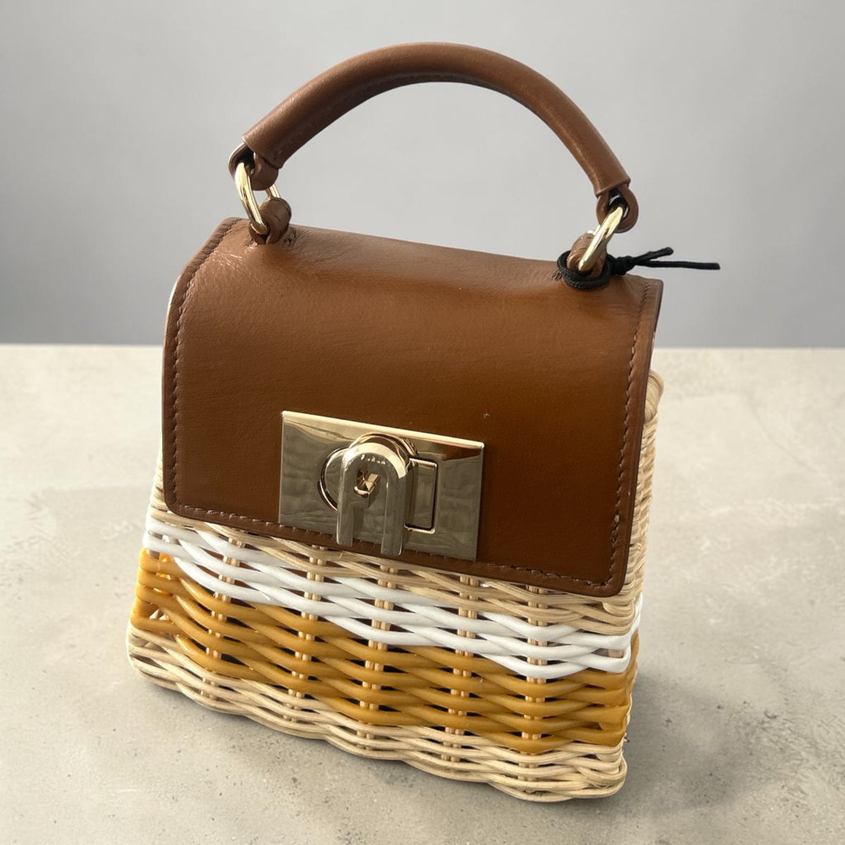 Luksusowa Minitorebka Koszyk Furla 1927 Mini Top Handle – Cognac/Wicker