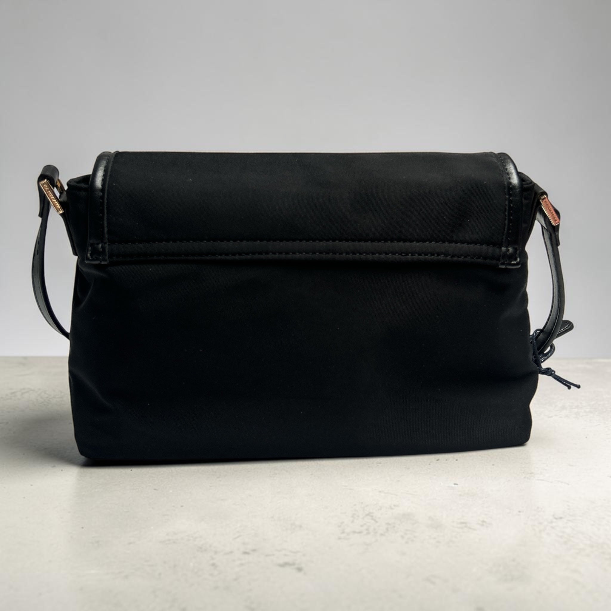 Skórzana Torebka Damska Fossil Kiera Small Crossbody – Czarna Elegancja